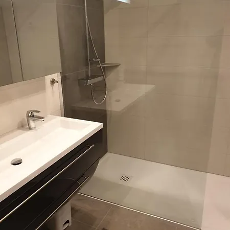 דירה Haus Brandstaetter גרונדלסי
